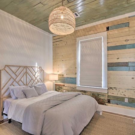 Bright Galveston Cottage Close To Beach And Strand Eksteriør billede