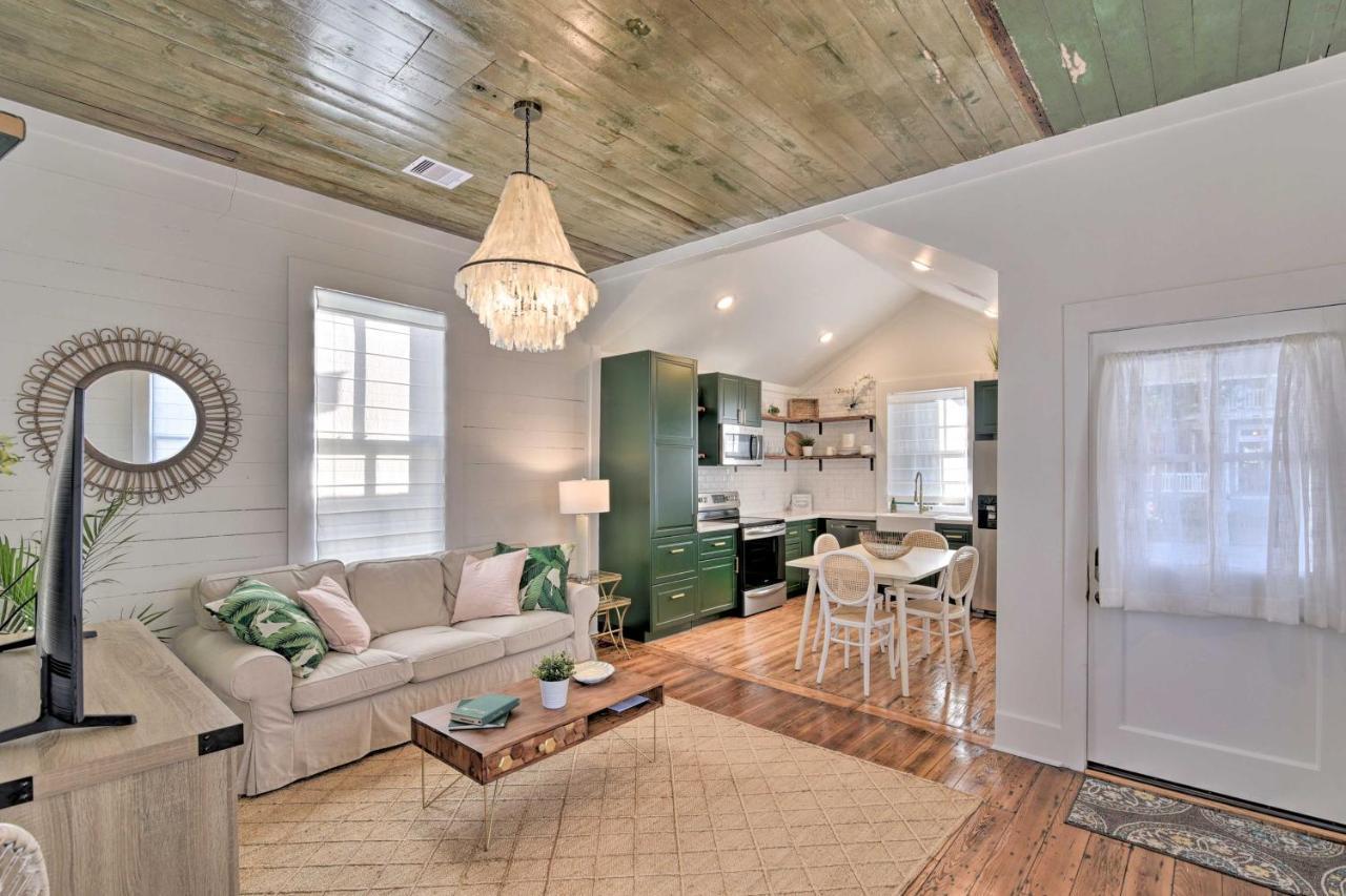 Bright Galveston Cottage Close To Beach And Strand Eksteriør billede