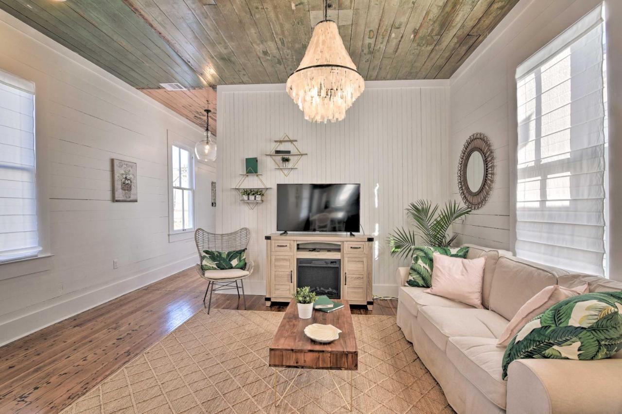 Bright Galveston Cottage Close To Beach And Strand Eksteriør billede
