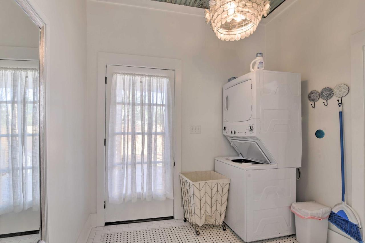 Bright Galveston Cottage Close To Beach And Strand Eksteriør billede