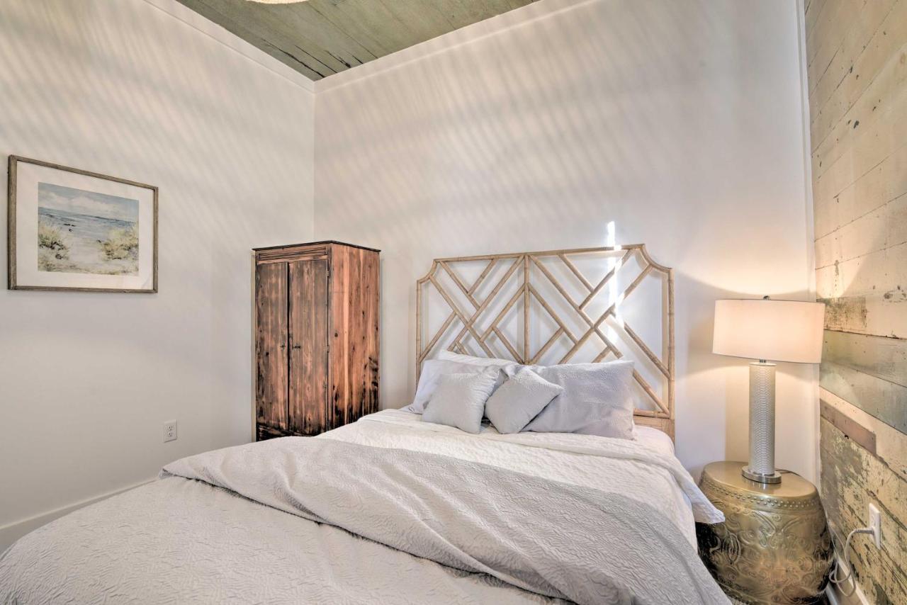 Bright Galveston Cottage Close To Beach And Strand Eksteriør billede