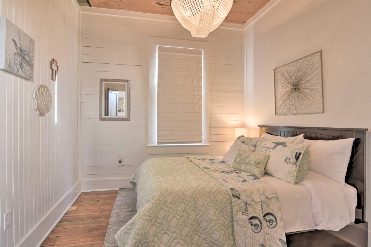 Bright Galveston Cottage Close To Beach And Strand Eksteriør billede